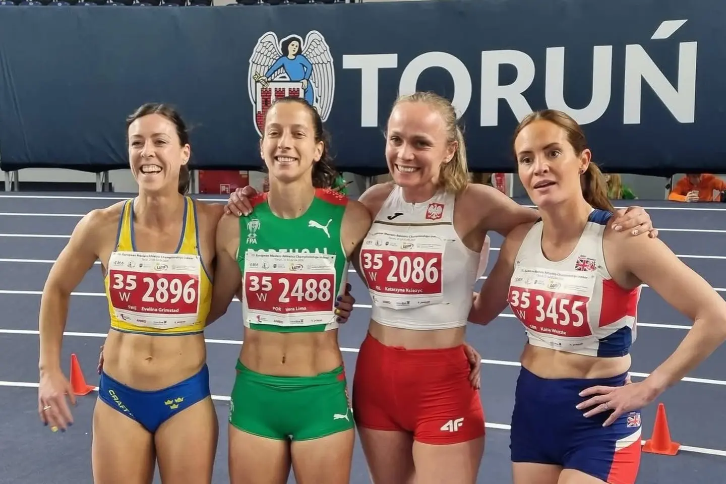 Atletas Masters do Grecas no Europeu Indoor