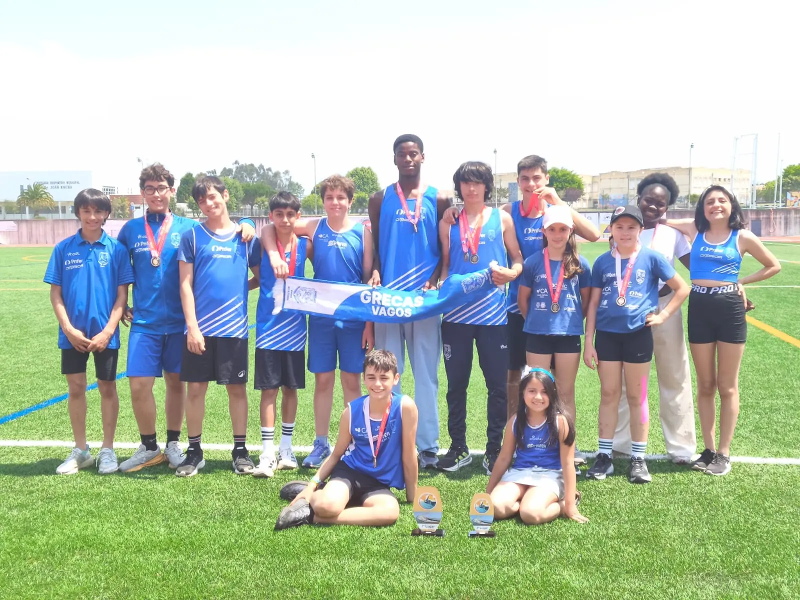 Sub16 conquistam seis títulos de campeões distritais