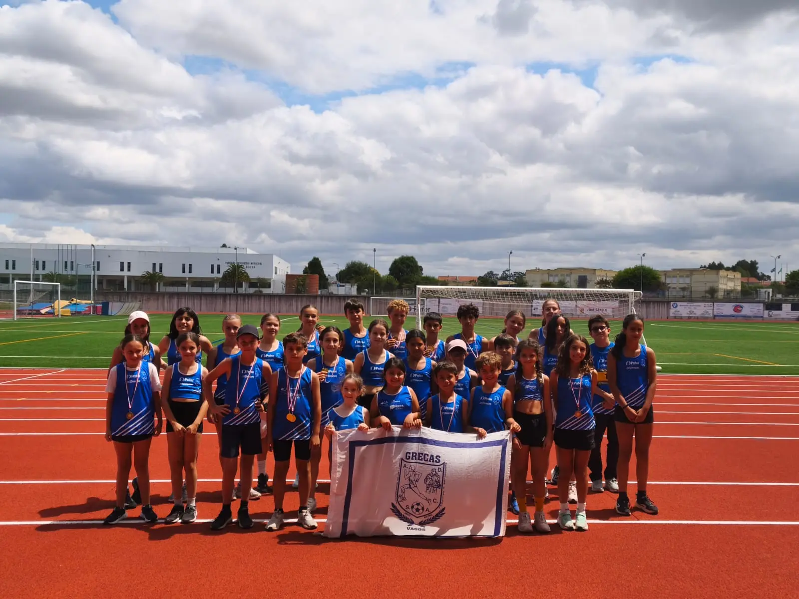 Sub14 do Grecas Campeões Distritais em masculinos e Vice-campeões em femininos